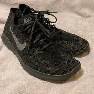 Army Green Nike Flynit